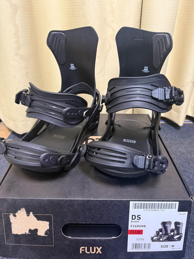 【新品未使用】FLUX DS Mサイズ 25/26