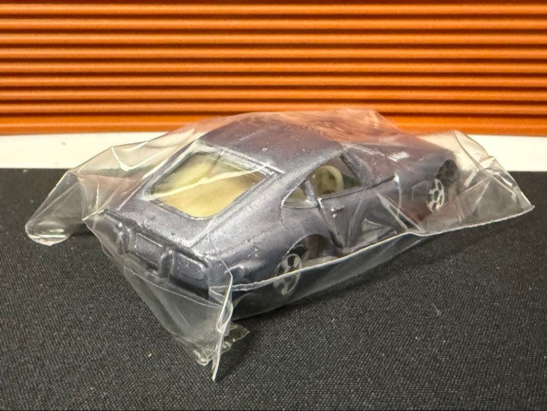 TOMICA　トミカ　トヨタ2000GT　銀色　1Aホイール　色指定箱