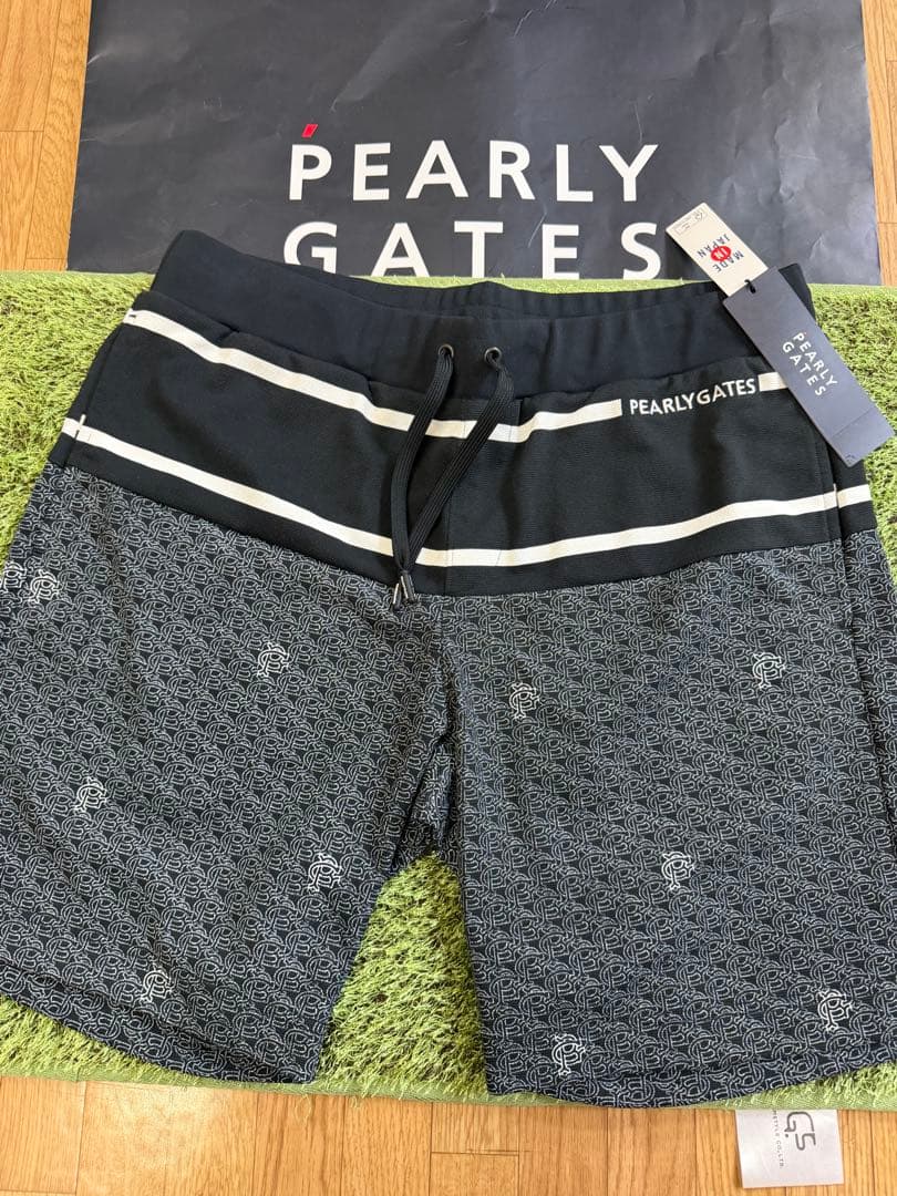 ¥30,800【PG/4】パーリーゲイツ モノグラムハーフパンツショートパンツ