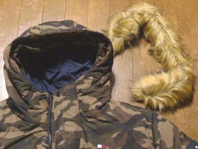 【大きい】2XL3XL日本サイズ位トミーヒルフィガーUSA限定ダウンジャケット