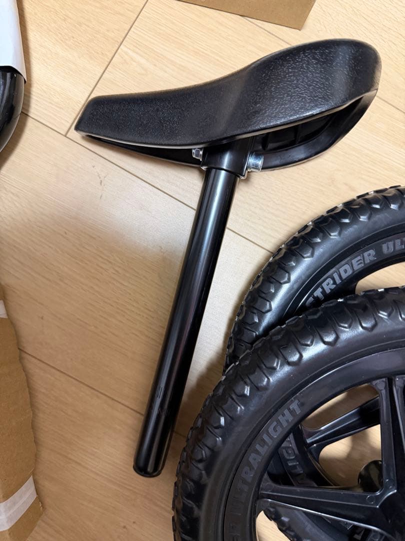 STRIDER ストライダー　ほぼ新品　イエロー