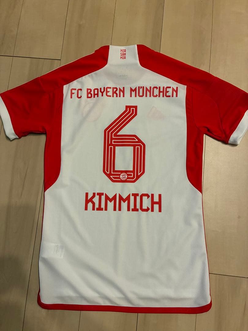 【正規品】FCバイエルン・ミュンヘン キミッヒ #6 ユニフォーム Sサイズ
