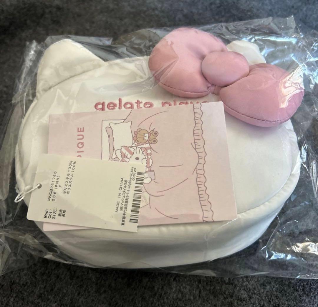 gelato pique サンリオ ハウス ハローキティフェイスポーチ 新品