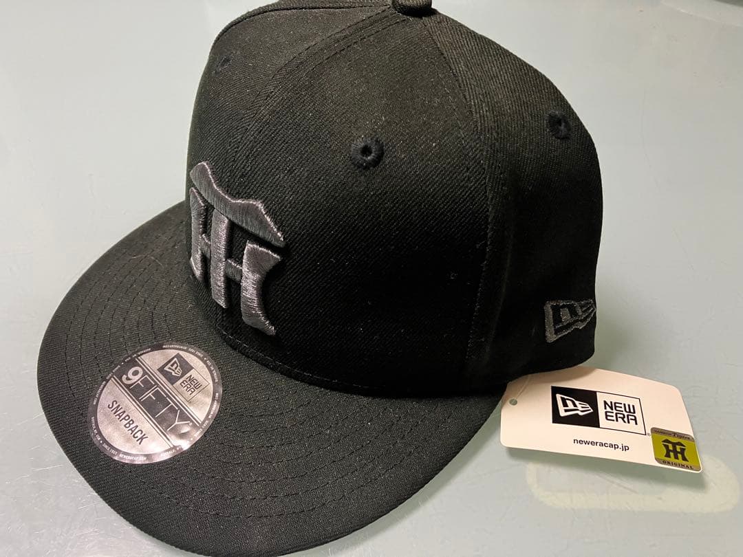 ★未使用★阪神タイガース×ニューエラ9FIFTY SNAPBACK ブラック