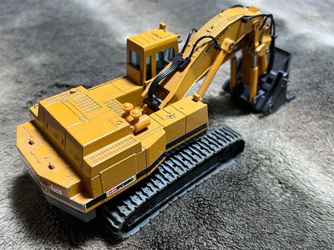 KOMATSU 建設機械　PC650 LOADING SHOVEL 重機ユンボ