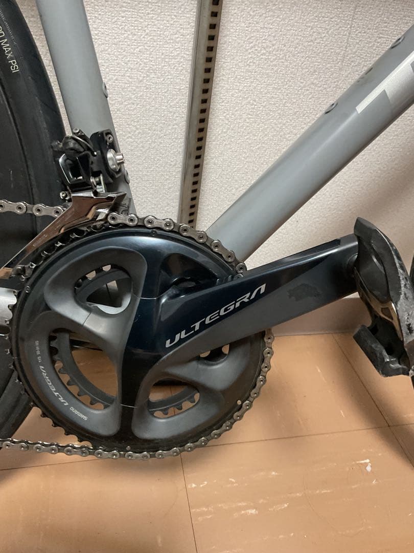 ロードバイク　トレック　エモンダ　ALR5