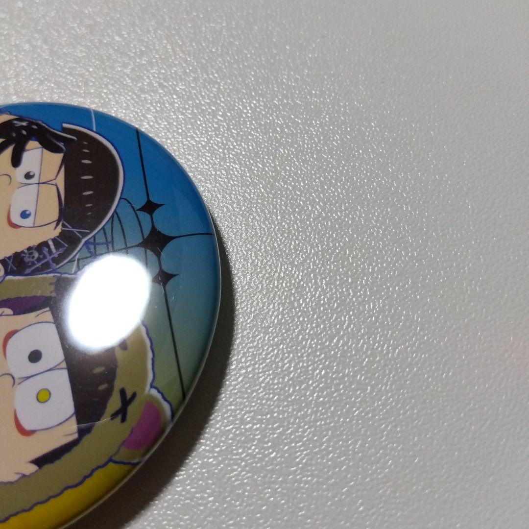 【おそ松さん】カラ松＆十四松 闇松さん THEキャラ マルイ 缶バッジ