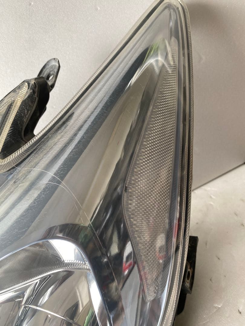 トヨタ 純正 HIDヘッドライト 左右セット（プロジェクタータイプ）