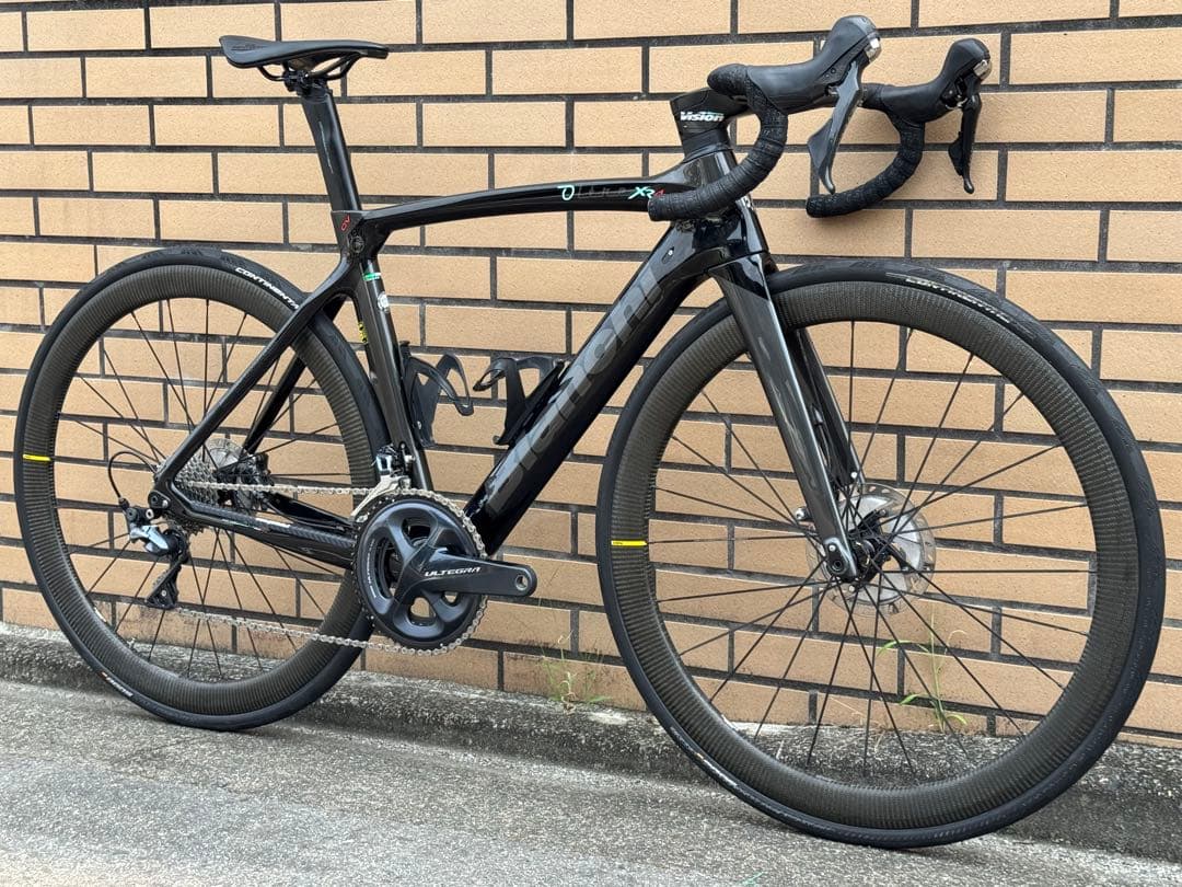 Bianchi Oltre XR4 disc ビアンキ　　オルトレ　ロードバイク