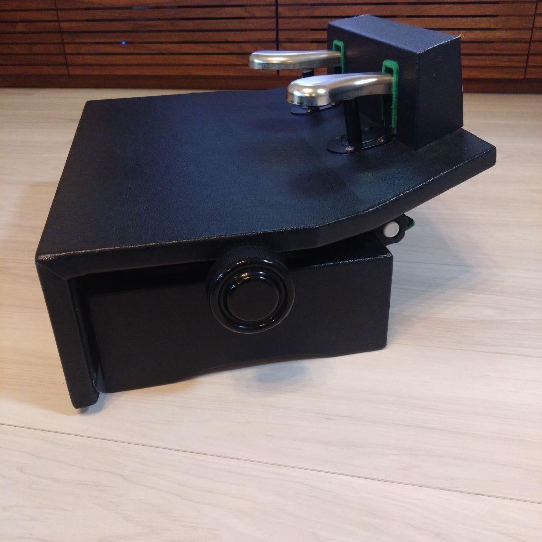 ピアノ 補助ペダル PEACOCK AX-100 専用ケース付き