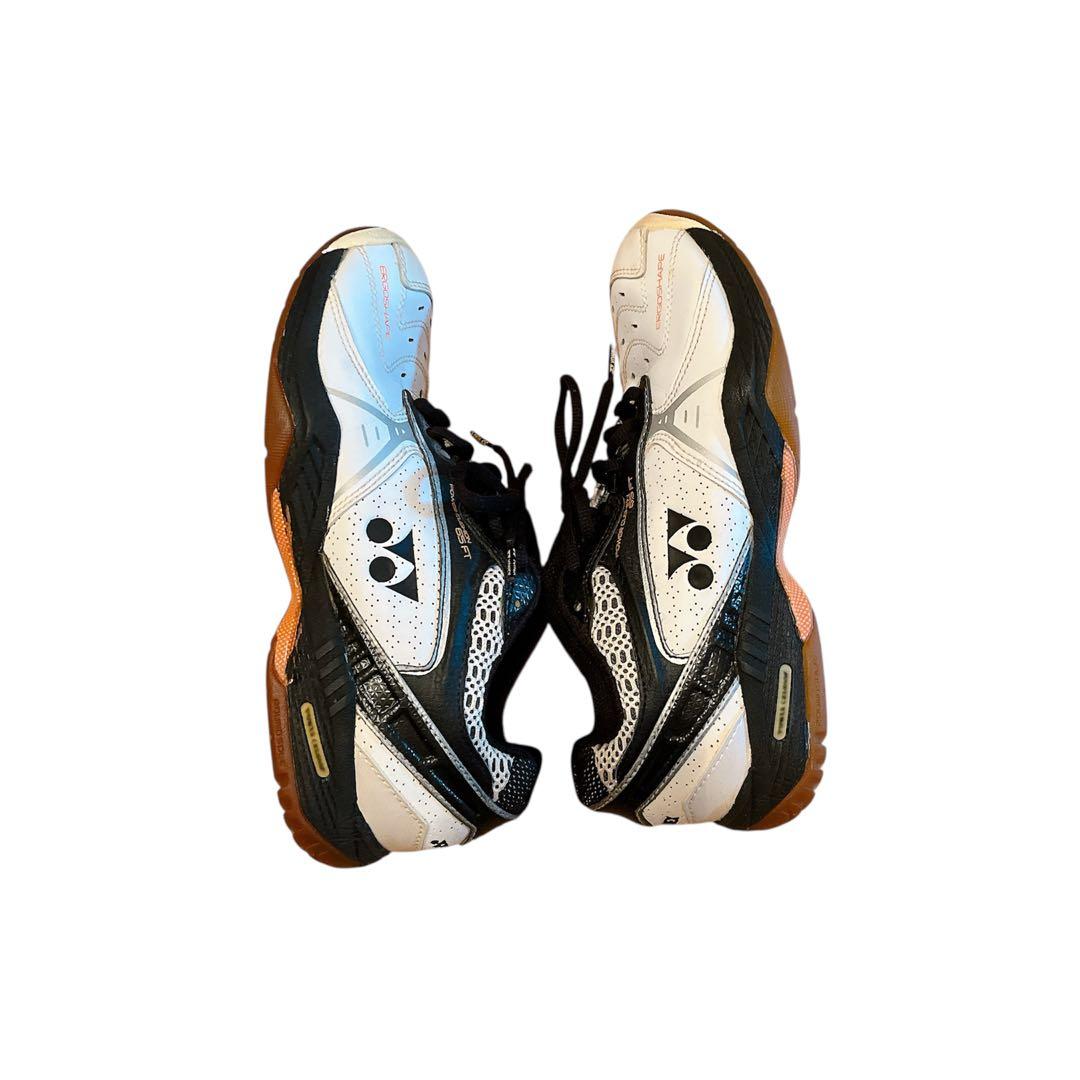 YONEX バドミントンシューズ　23.5