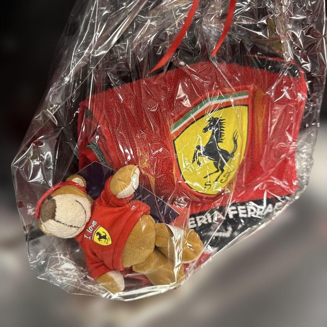 Ferrari フェラーリ　グッズ　ぬいぐるみ　タオル　キーホルダー