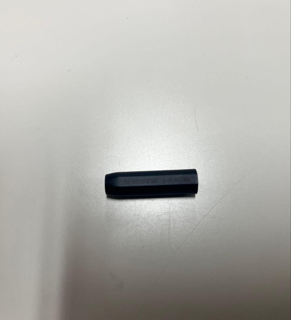シマノ　SMPCE02 1回のみ使用 ケーブルやアダプターもついてます