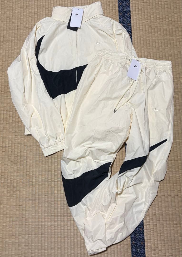 新品　NIKE セットアップ ウーブンジャケット　ウーブンパンツ　XL