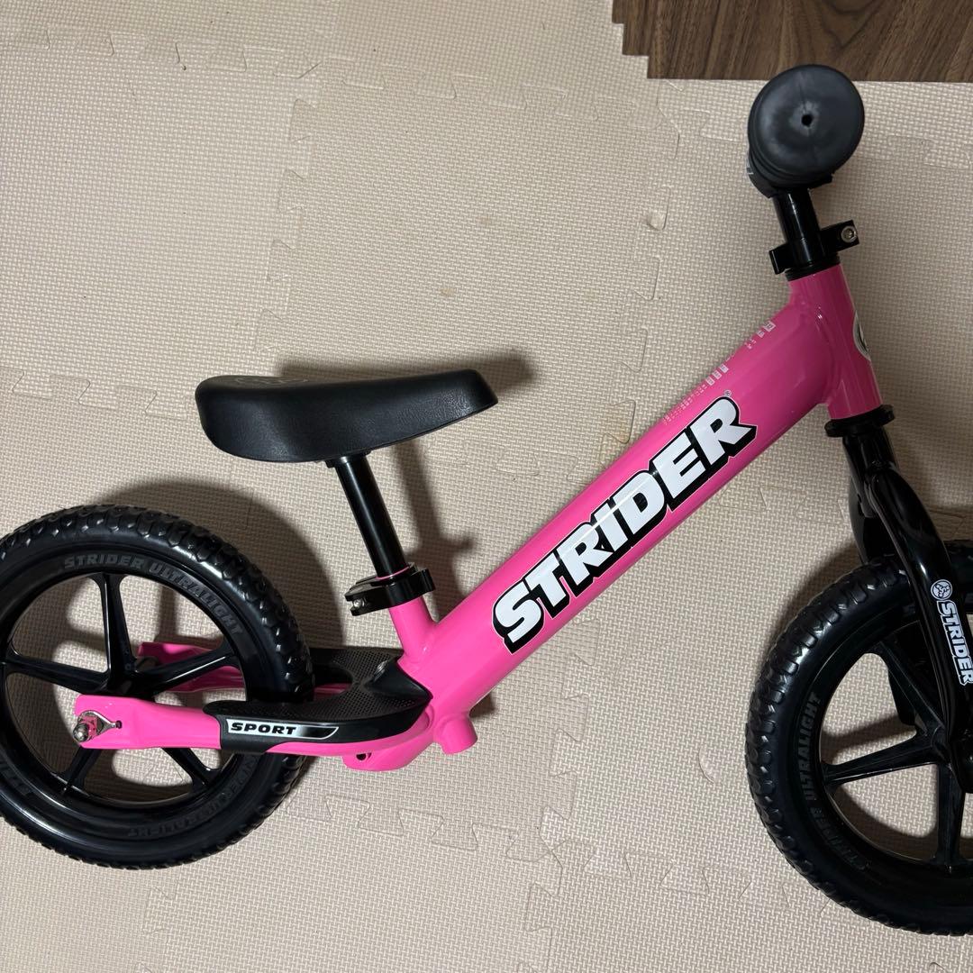 STRIDER スポーツ バランスバイク ピンク