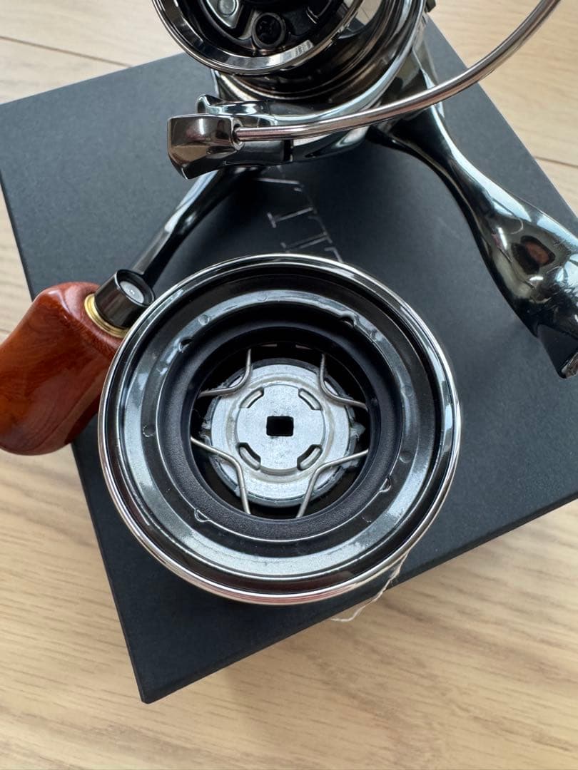 22STELLA C3000MHG スピニングリール
