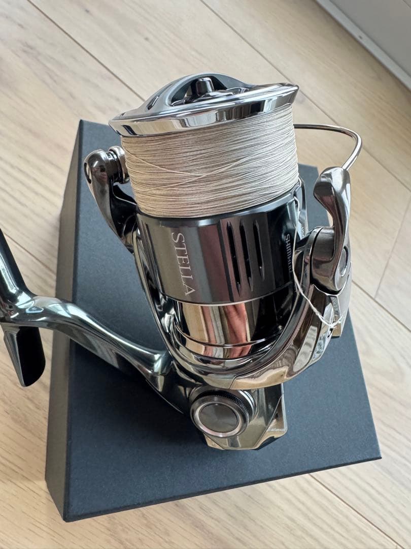 22STELLA C3000MHG スピニングリール