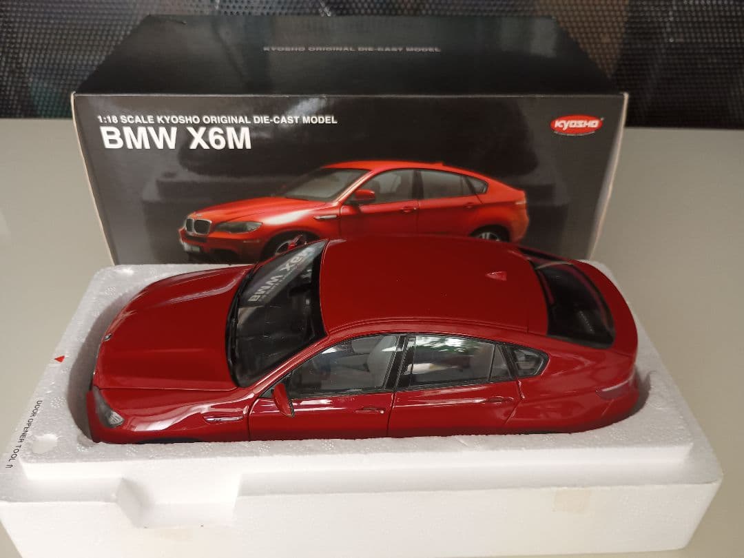 京商 kyosho  X6M E71M 2009 1/18