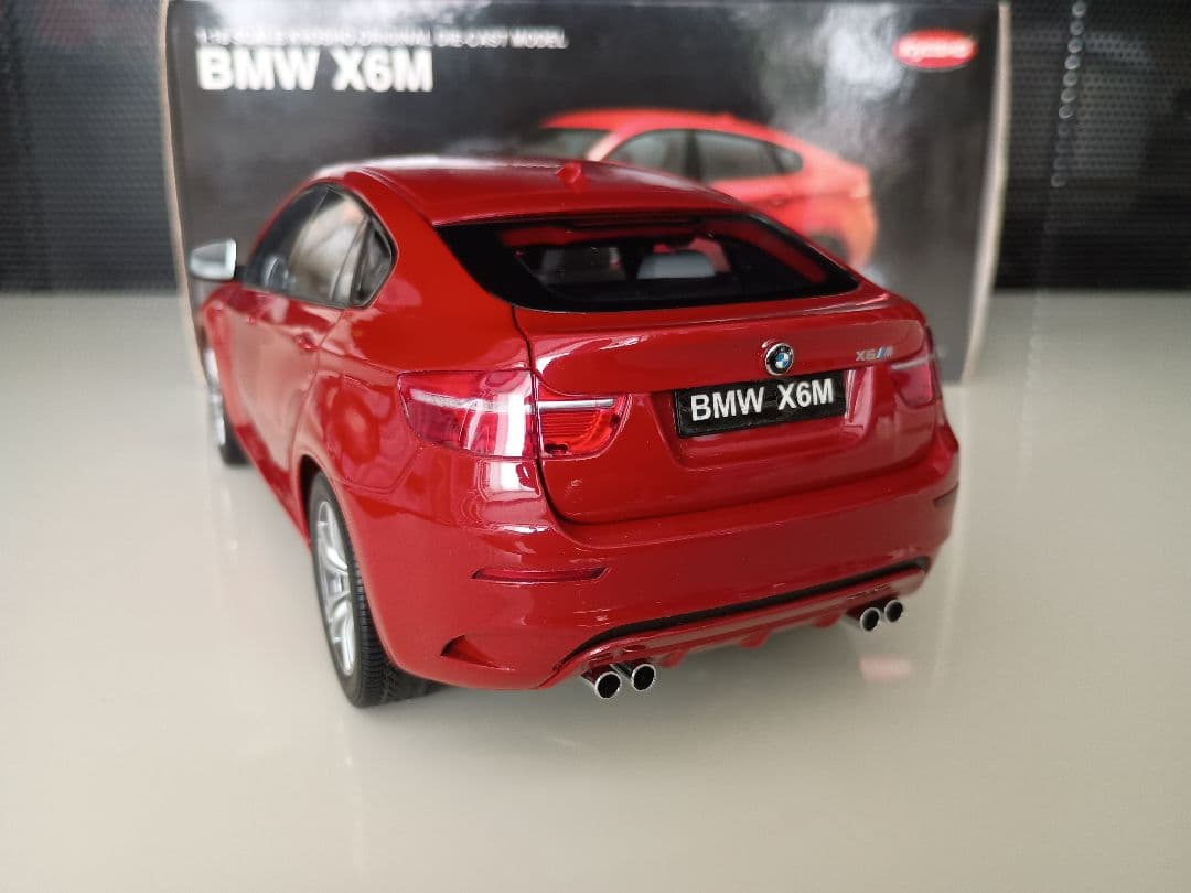 京商 kyosho  X6M E71M 2009 1/18