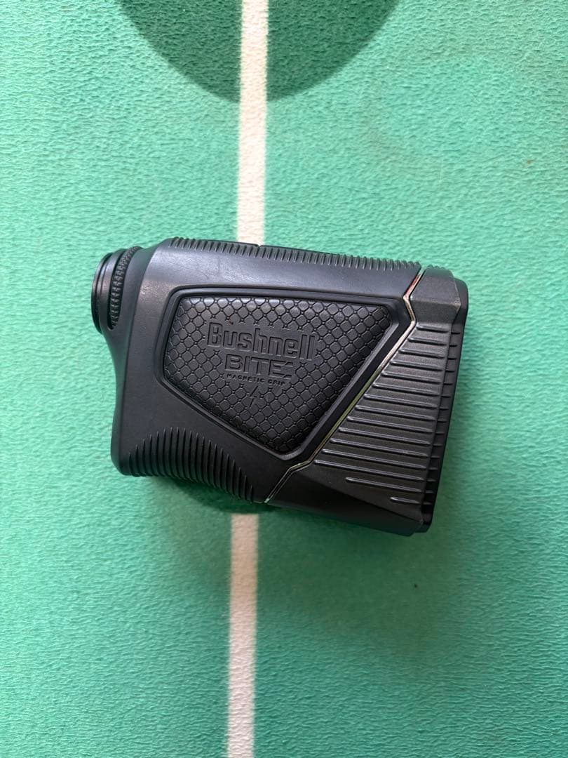 Bushnell プロ XE ゴルフ用距離計