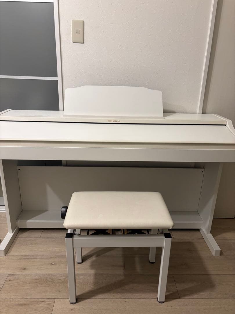 美品 Roland RP501Rシリーズ 電子ピアノ ホワイト