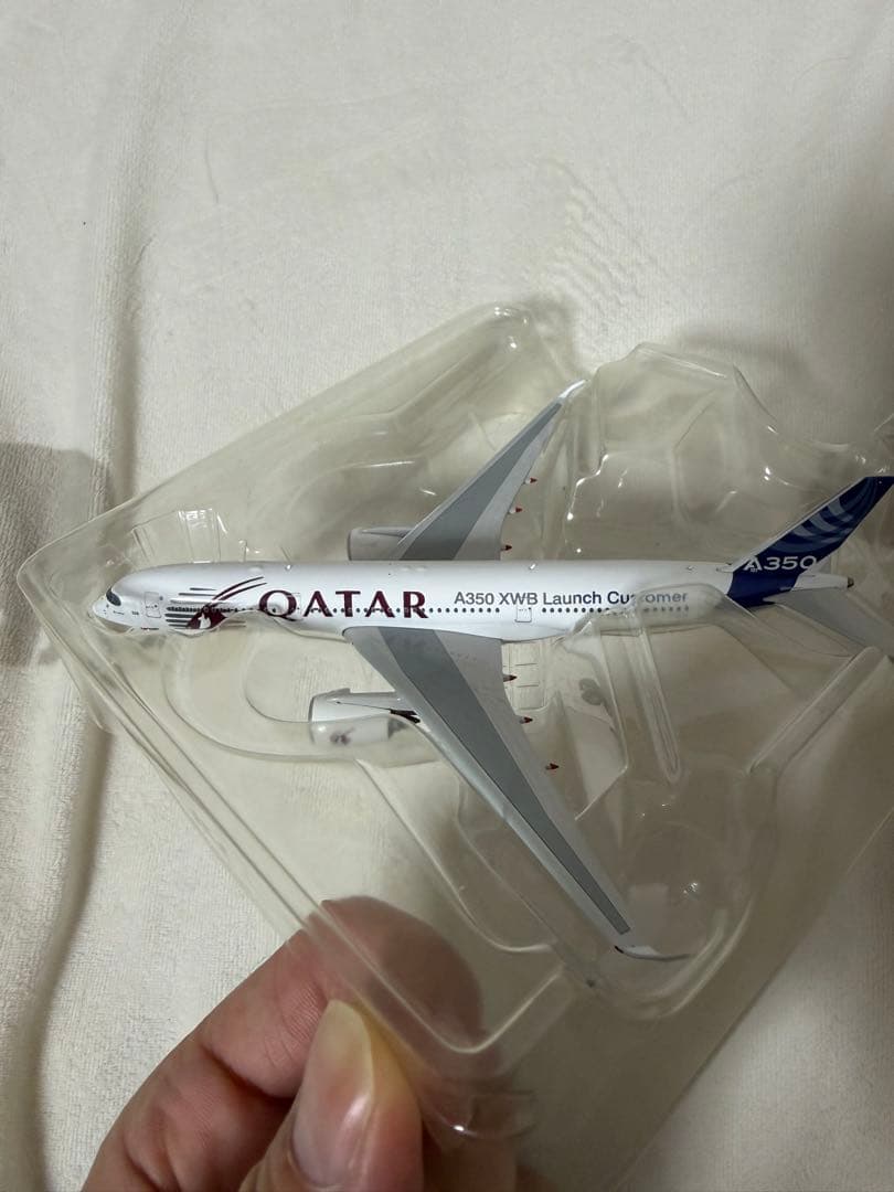 航空機・ヘリコプター Qatar Airways Airbus A350-900 1:400