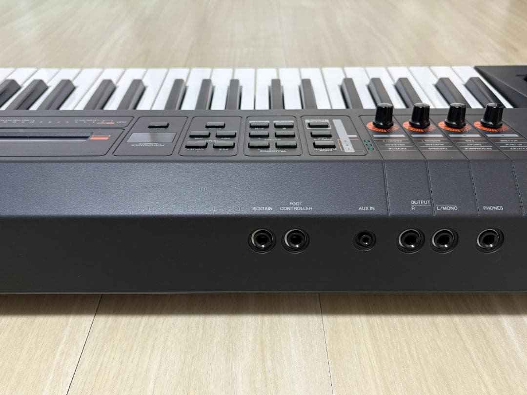 Yamaha MX61 シンセサイザー 61鍵