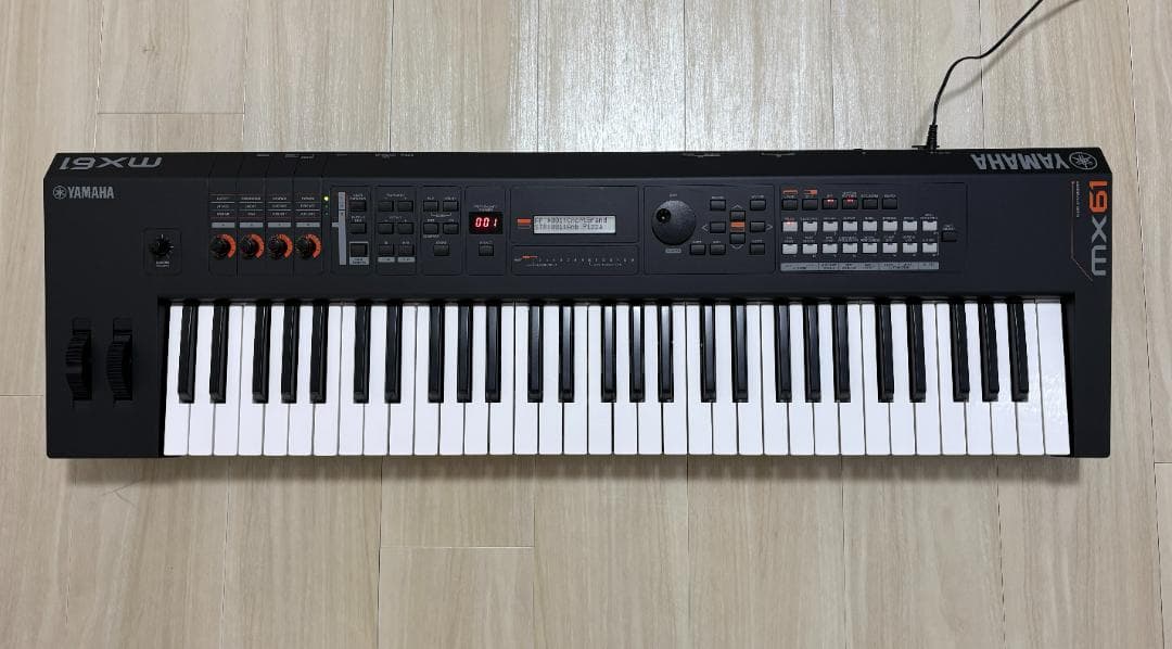 Yamaha MX61 シンセサイザー 61鍵
