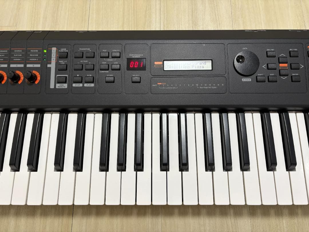Yamaha MX61 シンセサイザー 61鍵