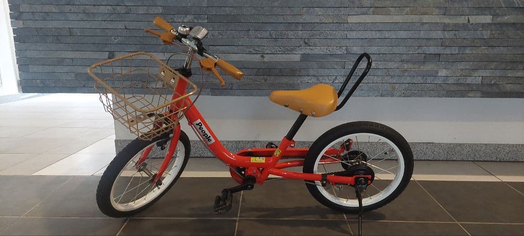 美品★ピープル子供用自転車 16インチレッド、ベージュバスケット付き