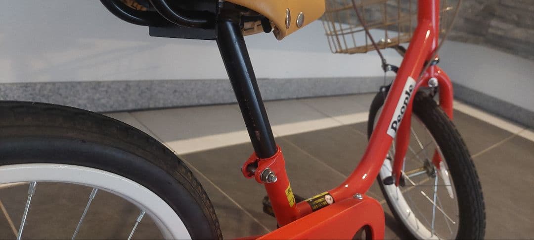 美品★ピープル子供用自転車 16インチレッド、ベージュバスケット付き