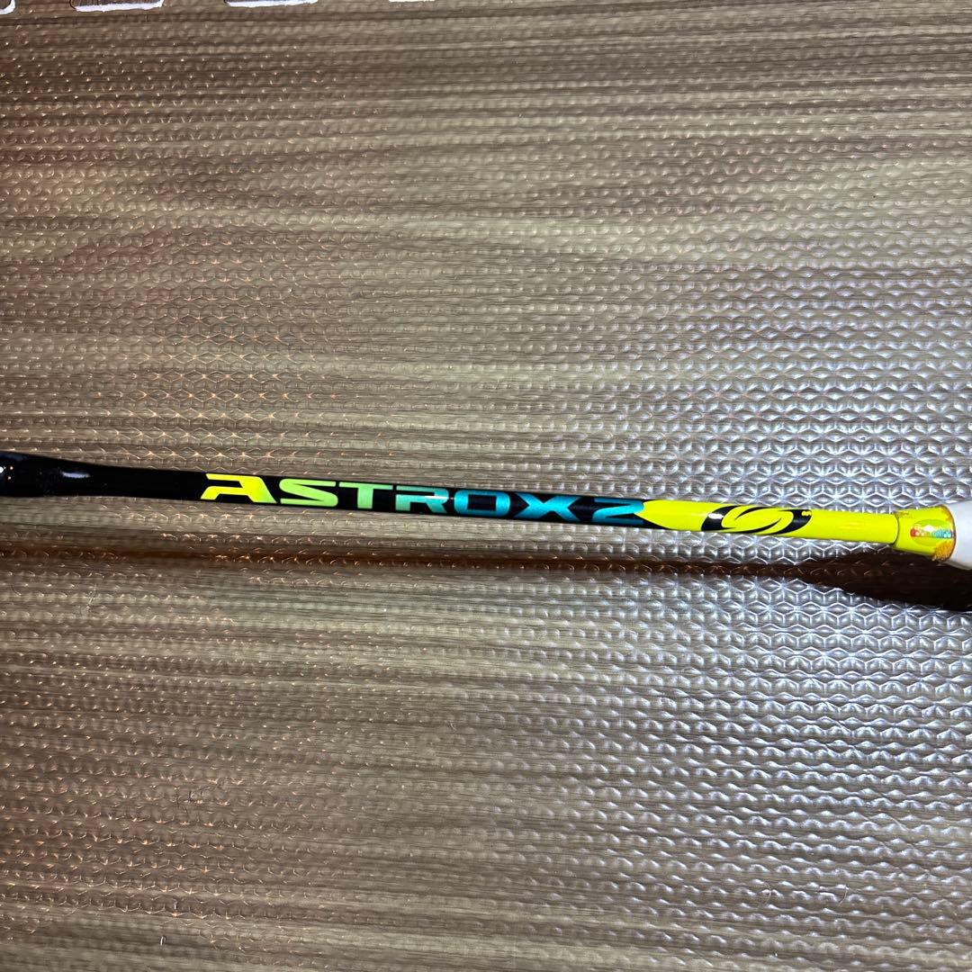 ヨネックス　YONEX アストロクス2 バドミントンラケット