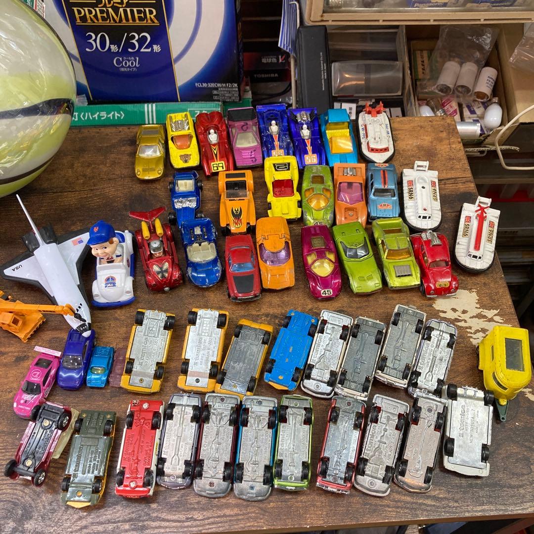 メルカリ割引き⭐️トミカ ミニカー　ホットウィル　マッチボックスetc...51台