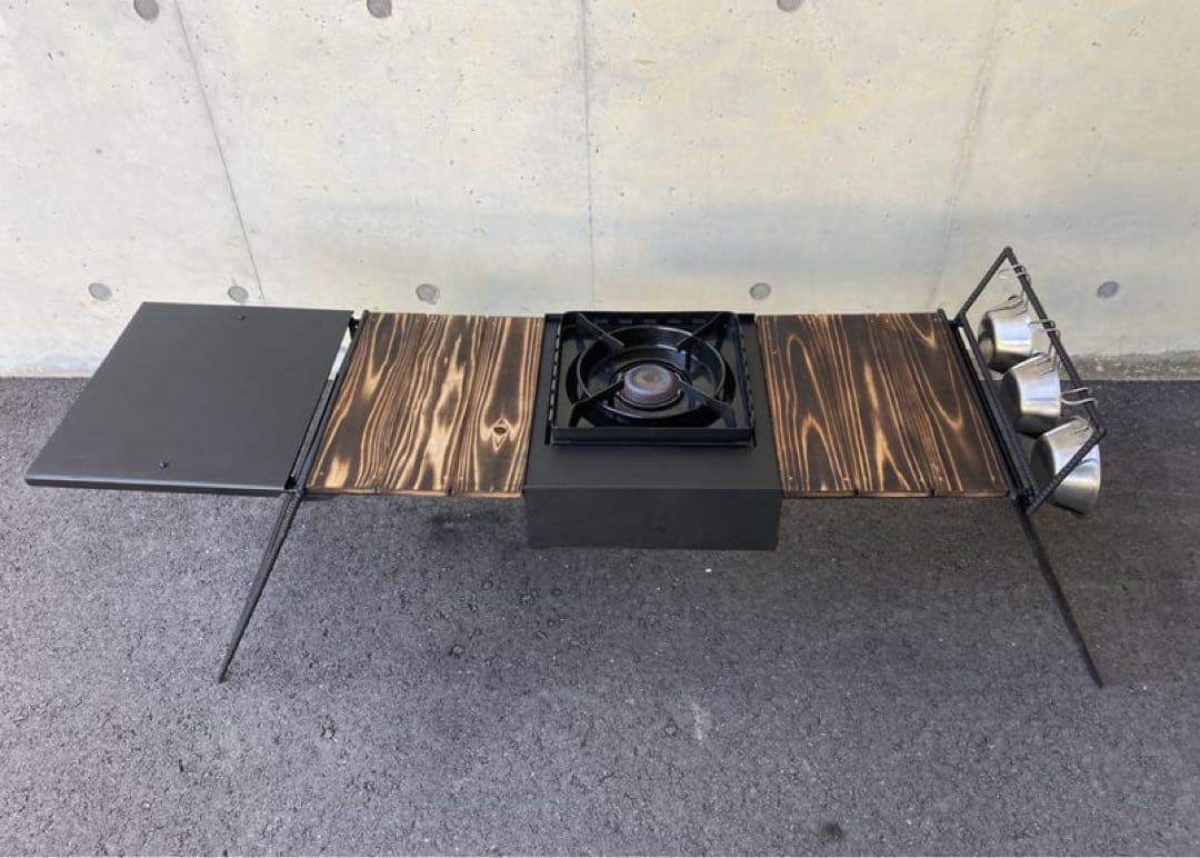WILD OUTDOOR タフまるアイアンテーブル