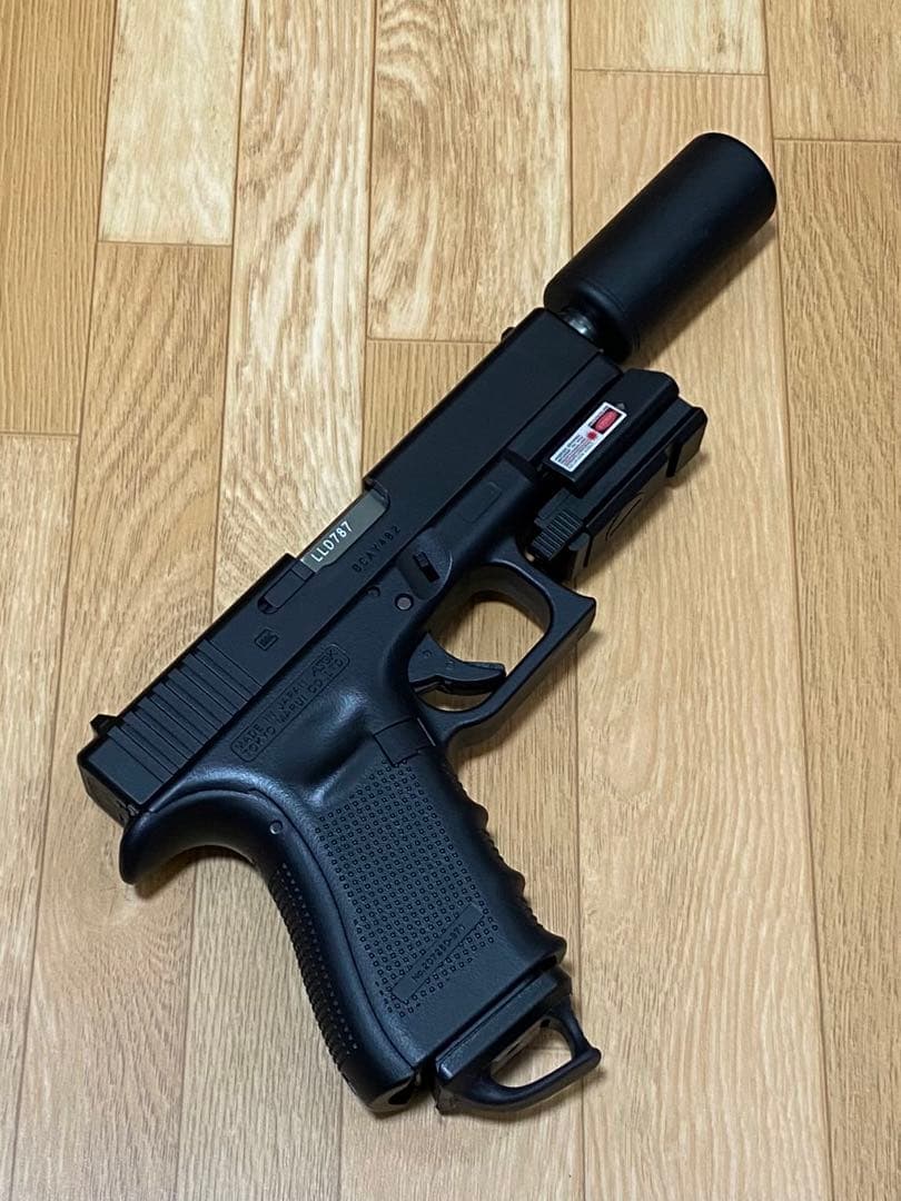 美品 訳有 マルイ グロック19 Gen4★アウターバレル/KM サイレンサー付