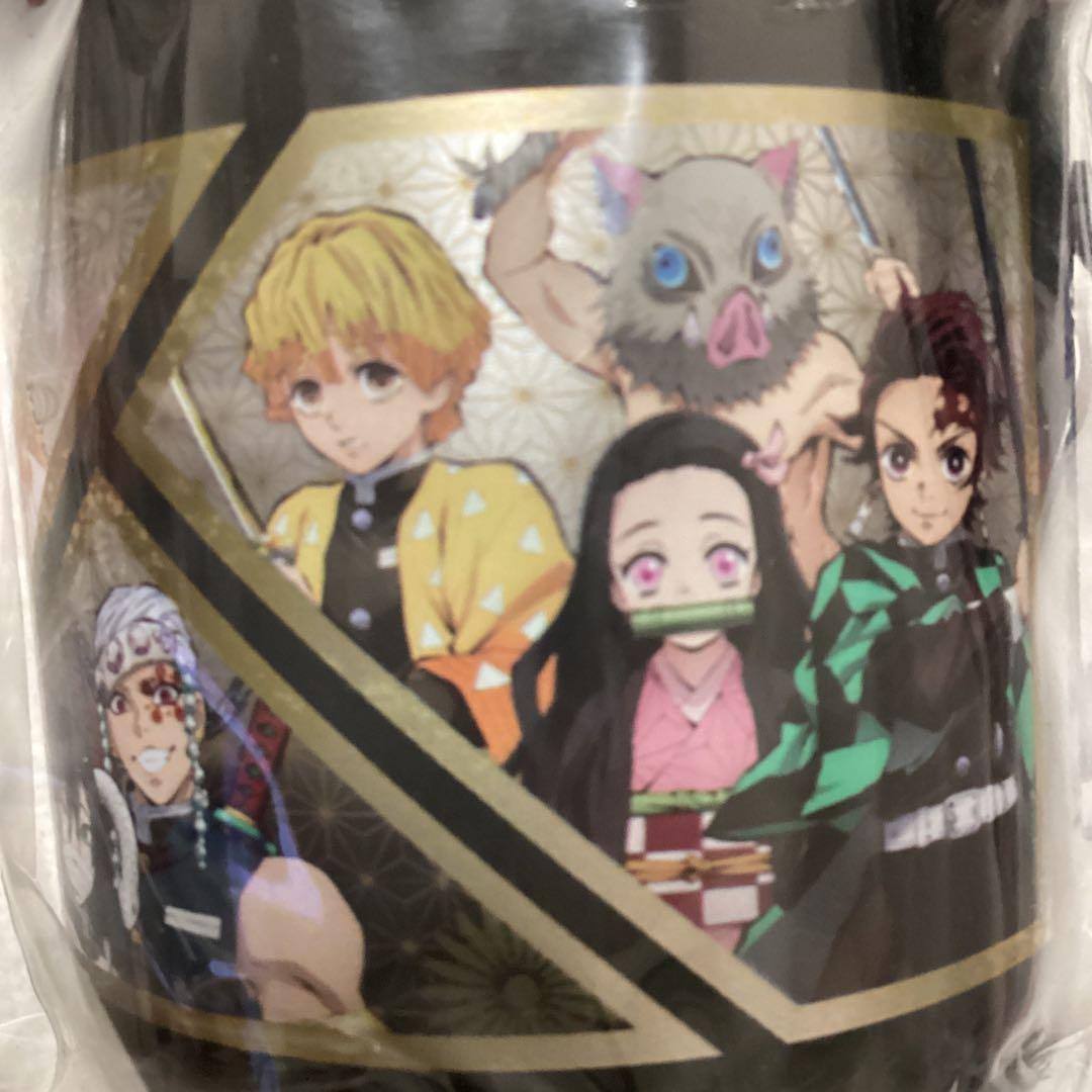 新品⭐️鬼滅の刃グッズまとめ売り⭐️弁当箱、コップ、ソックスの４点セット　バンダイ