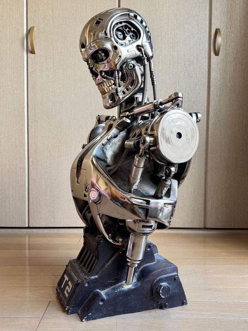 オカルィマ ターミネーター2 T-800 1/1スケール ライフサイズ バスト