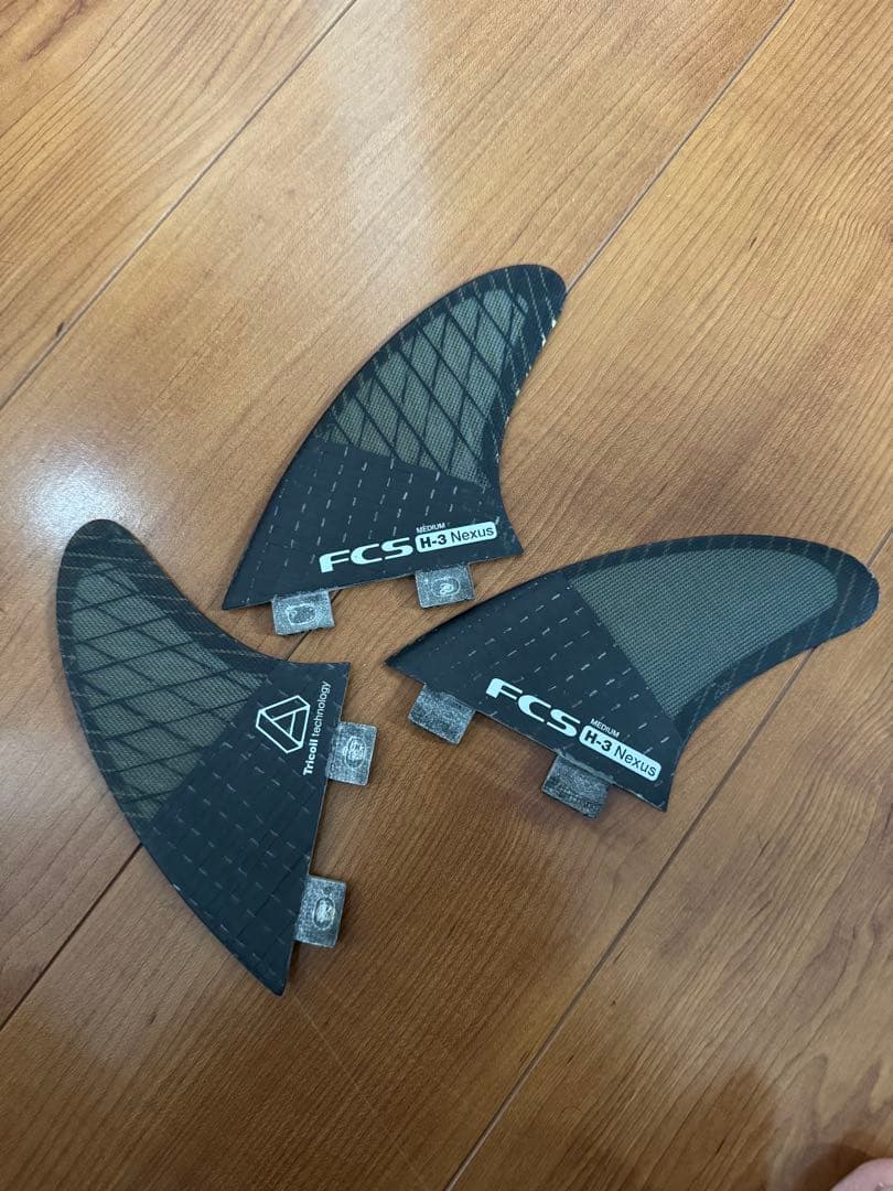 最終値下　FCS H-3 Nexus トライフィン Mサイズ