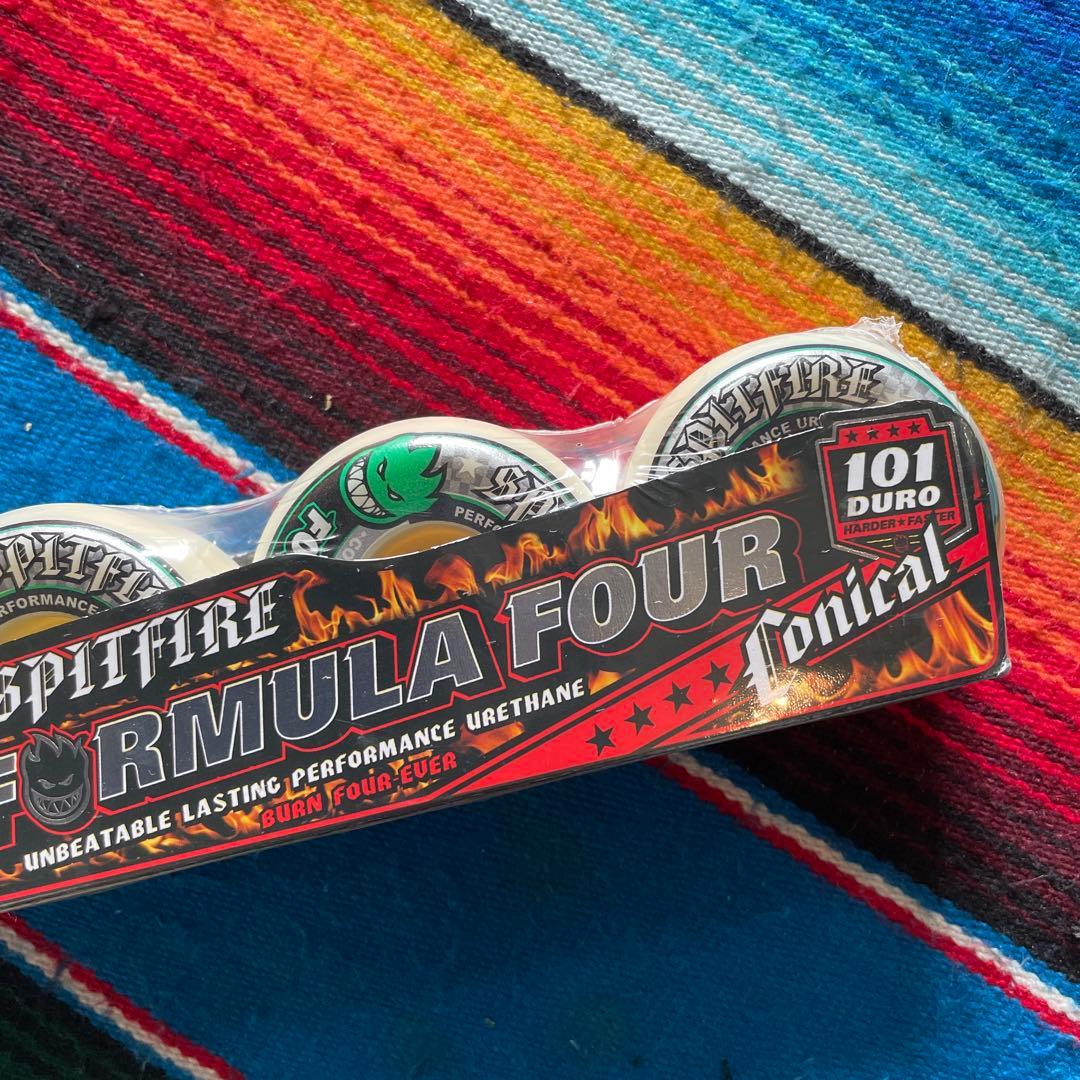 Spitfire フォーマル4コニカル52mm101aウィール 定価¥9,130