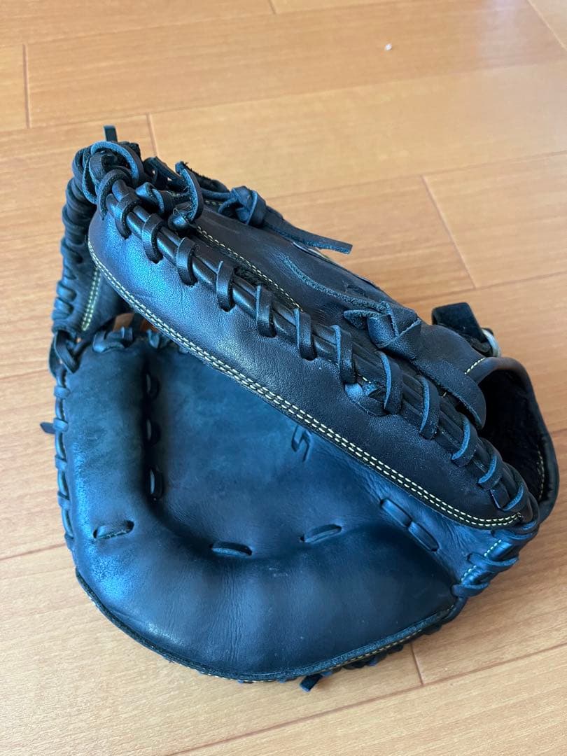 Mizuno 軟式グローブ 黒（左利き用）