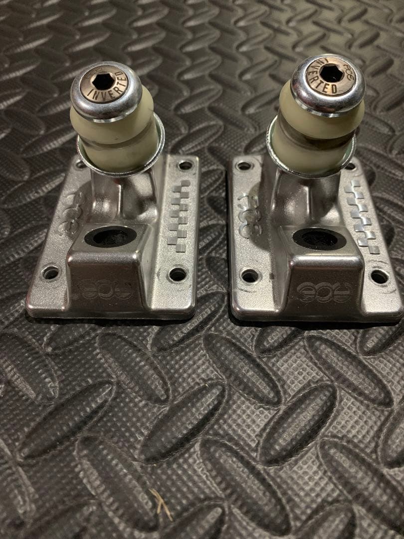 ACE TRUCKS AF1 INVERTED Baseplate エース