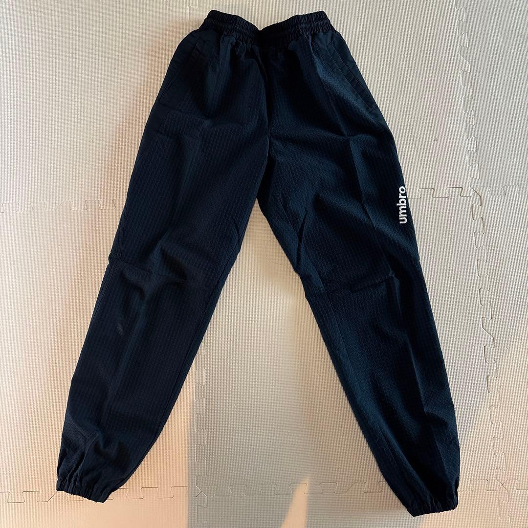 umbro フード付きジャケットとパンツセット