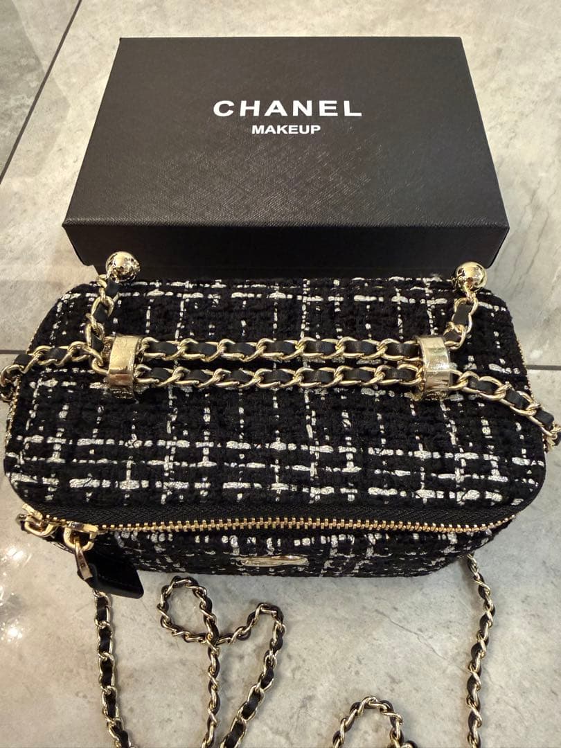 CHANEL ノベルティ　チェーン　ショルダーバッグ