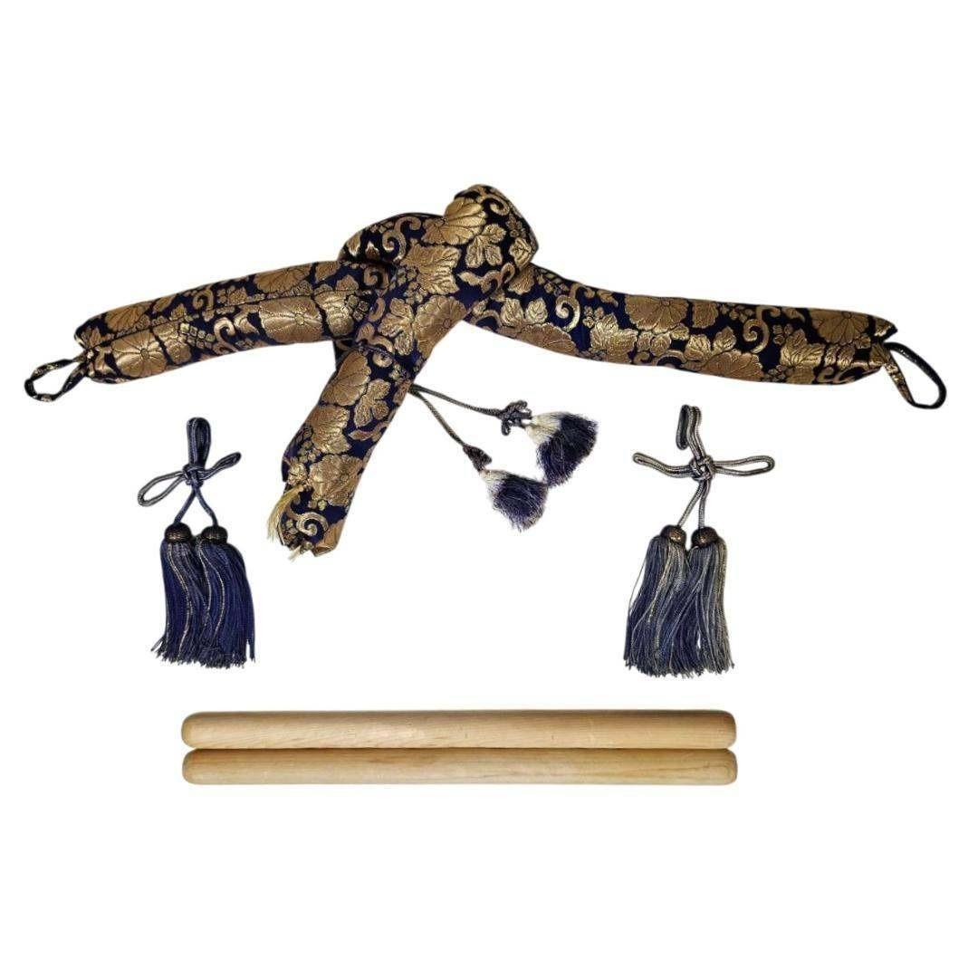 2324 本欅胴 1尺×1尺3寸 堀田新五郎 台バチ付 銘板 太鼓
