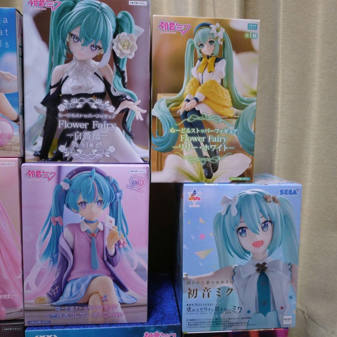 初音ミク　プライズ　フィギュア　11体