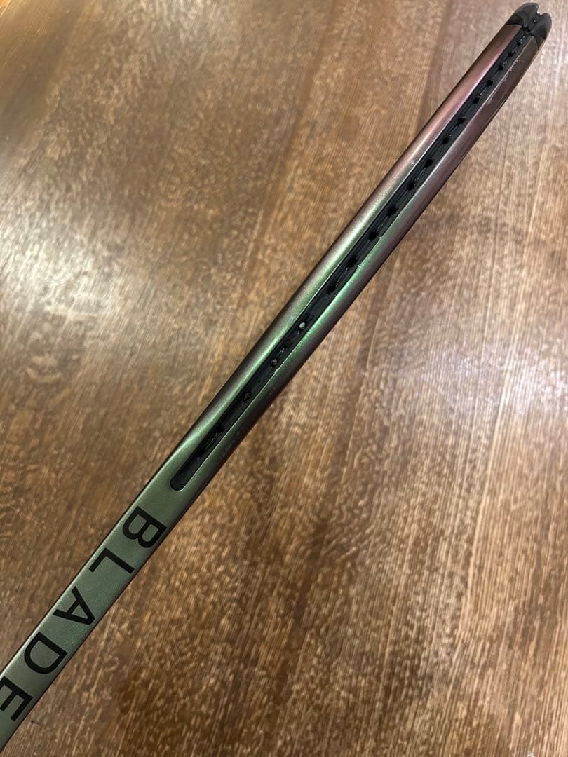 Wilson Blade V8 98 16×19 305g G2