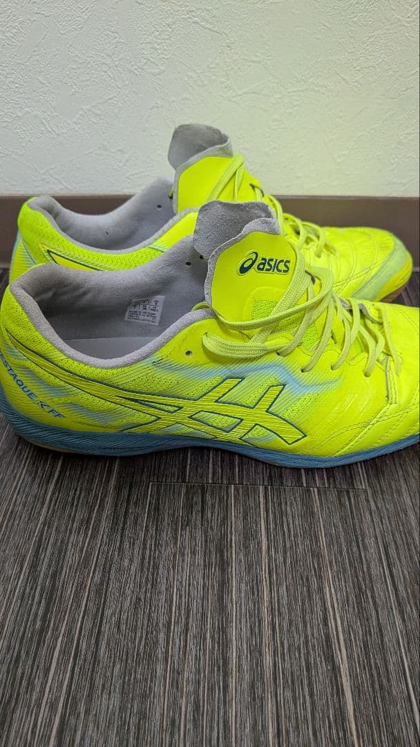 フットサルシューズ　asics　デスタッキ26cm