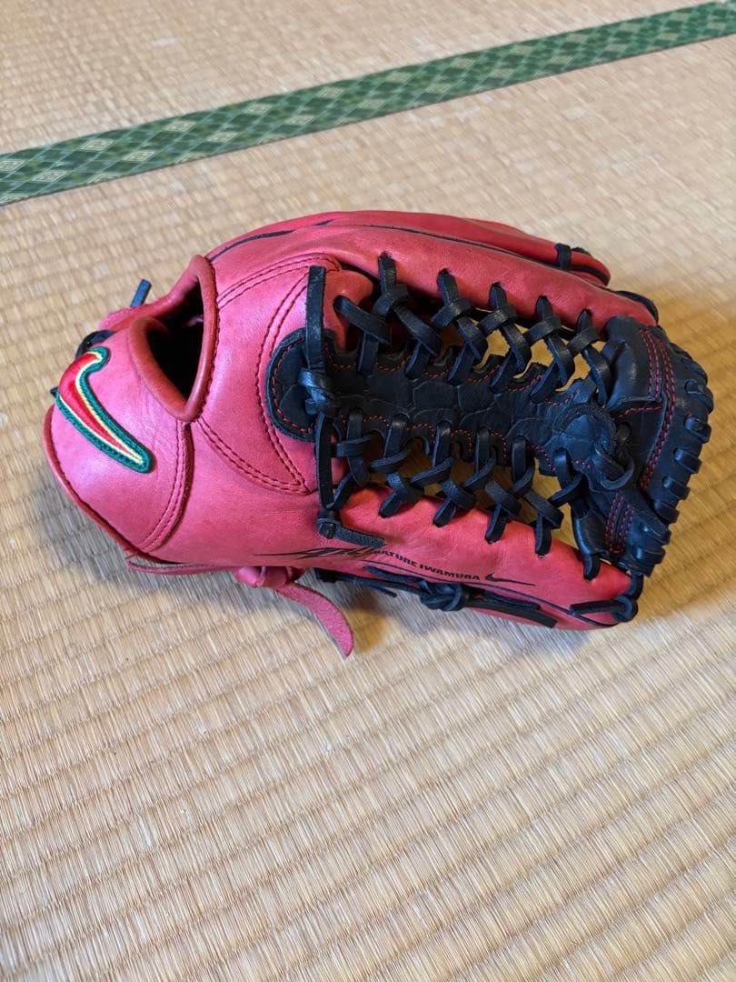 美品 ナイキ 軟式グローブ 岩村モデル 一般用