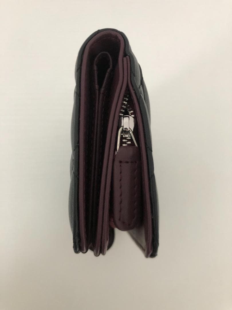 財布　二つＣロゴ　高級感　ブラック 女性　レザー　バッグ　綺麗 超美品
