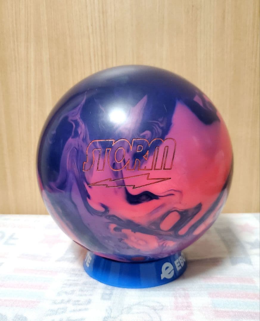 Virtual Gravity PRO X3 　ボウリングボール15P2oz